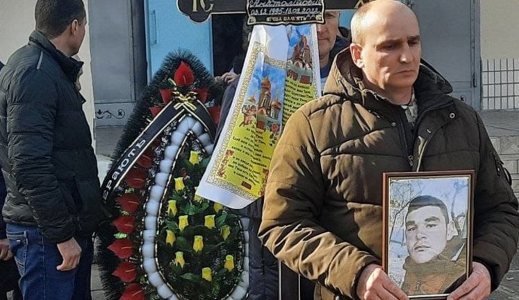 Умершего от ран украинского воина Сергея Иващенко похоронили в Херсонской области. ВИДЕО+ФОТОрепортаж