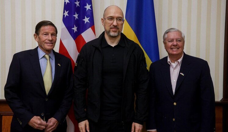 Шмигаль зустрівся із сенаторами Гремом та Блюменталем: Обговорили посилення ППО та заморожені активи РФ. ФОТОрепортаж