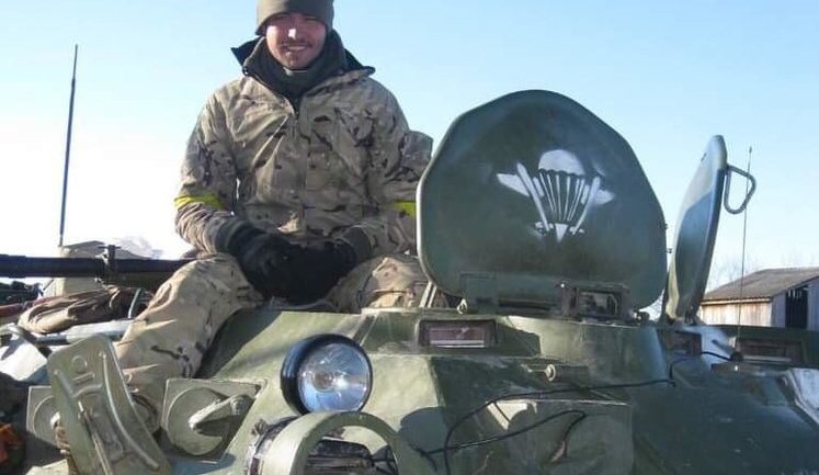 Микола Казюк: "Я знепритомнів від вибуху, а отямившись, побачив величезний нерозірваний снаряд, що стирчав за кілька метрів у землі"