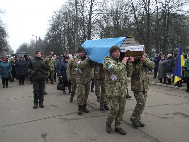 С воином 58-й ОМПБр Антоном Хобой, погибшим 26 января на Донбассе, простились в Шостке 03