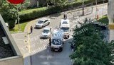 Правоохоронець і цивільний поранені унаслідок стрілянини на Голосіївському проспекті, стрілок закрився в квартирі, введено спецоперацію, - Крищенко. ФОТО