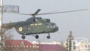 Helicopter landed at Chernihiv central square to pick up general after celebration. VIDEO