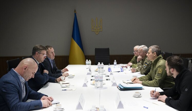 Україна та Естонія обговорили взаємодію щодо української оборони та підготовки військовослужбовців