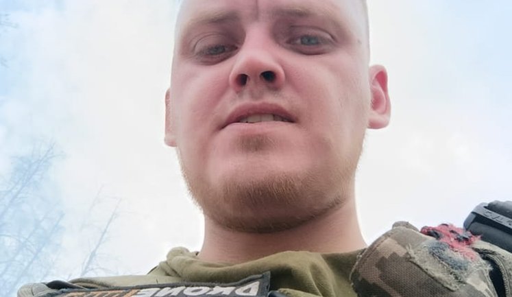 Позивний Шершень: "Росіяни лізуть, не боячись. Буває, збиваєшся, чи це ті самі, які відійшли й "полаталися", чи вже нові"
