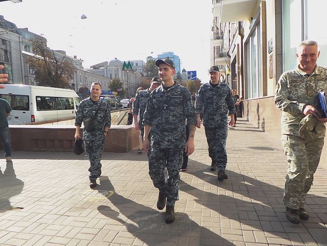 Пресконференція звільнених з російського полону моряків 12