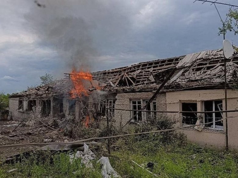 2 people killed, 11 injured in Donetsk region