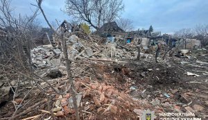 Доба на Донеччині: поранено трьох цивільних, пошкоджено 21 об’єкт. ФОТОрепортаж