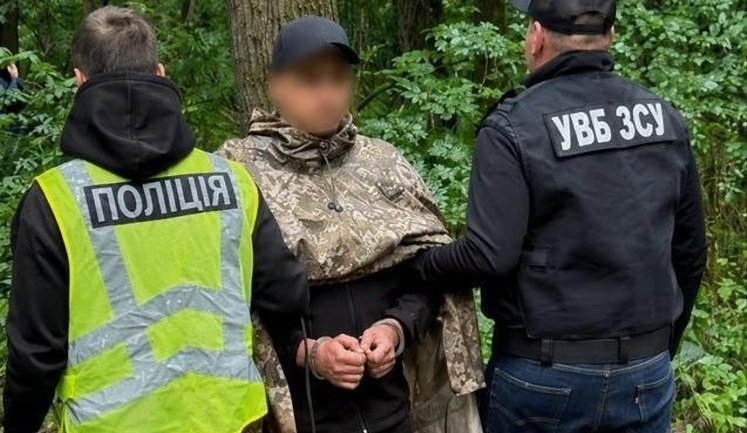 Викрадення та вбивство двох цивільних на Київщині: екскомандиру 155-ї бригади та іншим учасникам повідомили про підозру