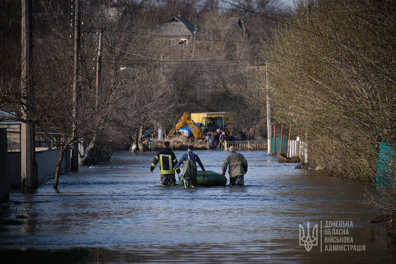 17 people, including 2 children, were evacuated from flooding zone in Kramatorsk, - RMA 01