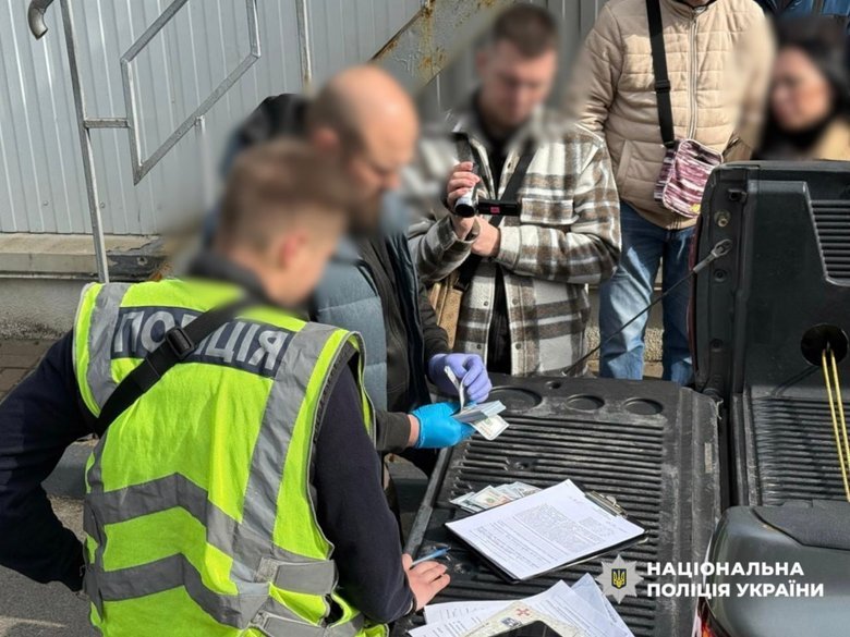 В Киевской области раскрыли схему незаконной переправки мужчин за границу