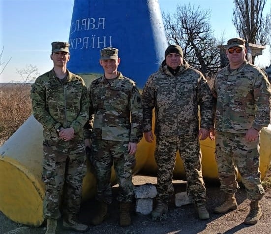 Делегація посольства США відвідала район ООС 04