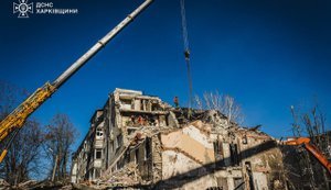 Ракетный удар в Харькове: спасательные работы завершены, 10 погибших, 16 раненых. ФОТОрепортаж