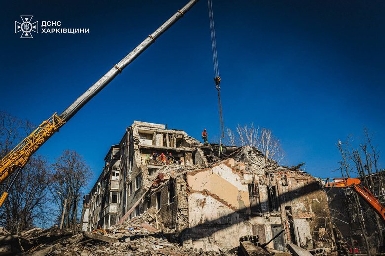 10 загиблих у Харкові після російської ракети: завершено рятувальні роботи