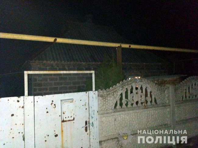 Последствия минометного обстрела наемниками РФ жилых кварталов Марьинки 09