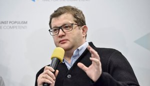 Ар’єв про мирні переговори: Путін намагається тягнути час