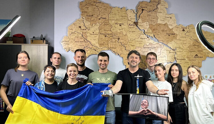 Саблю Харлан с Олимпиады продали на аукционе за 10 млн грн: На ​​средства закупят турели для ВСУ