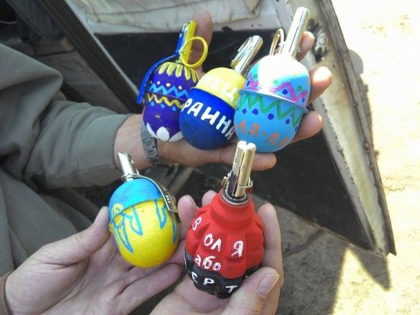 Юрій Луценко: Я зараз щасливий, бо у х**овий час перебуваю у правильному місці з правильними людьми 12