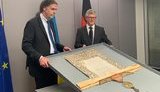 Германия вернула Украине грамоту киевского митрополита Кроковского времен гетьмана Мазепы. ВИДЕО+ФОТОрепортаж