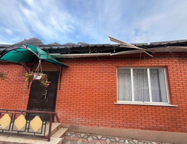 На Дніпропетровщині — ворожі атаки: поранені та руйнування