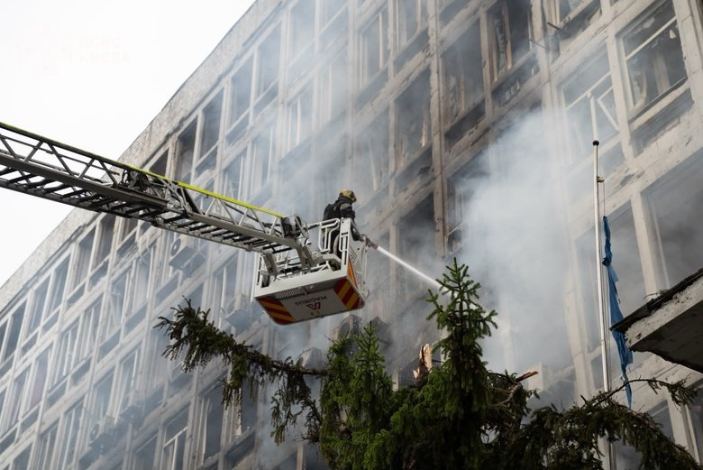 Russian attacks on Kyiv