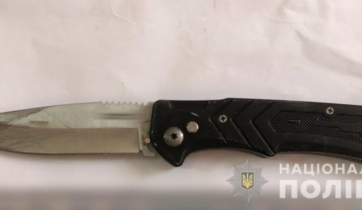 Поліція в Переяславі затримала чоловіка, що напав із ножем на вагітну. ФОТО