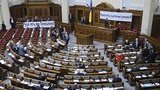 "Руки геть від Тимошенко!" Бютовцы блокируют работу парламента. ФОТОрепортаж