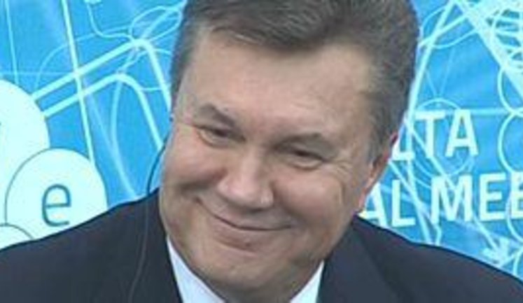 Быть Виктором Януковичем: увидеть Обаму и улететь