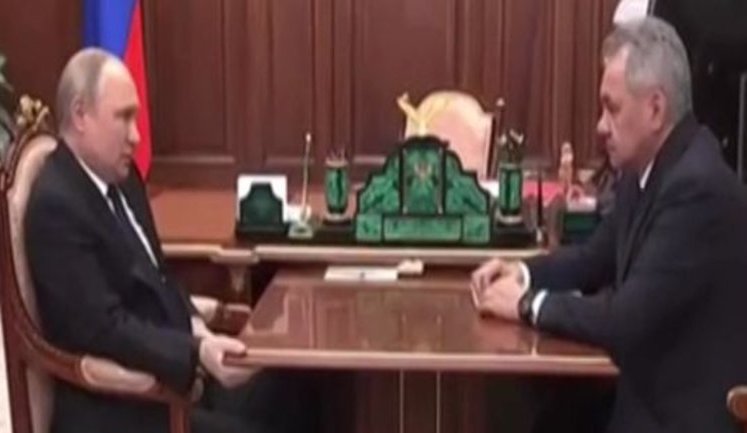 Шойгу заявил о "взятии" Мариуполя, Путин приказал отменить штурм "Азовстали"