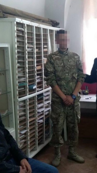 Правоохоронці ліквідували на Сумщині угруповання, яке регулярно забезпечувало увязнених наркотиками 01