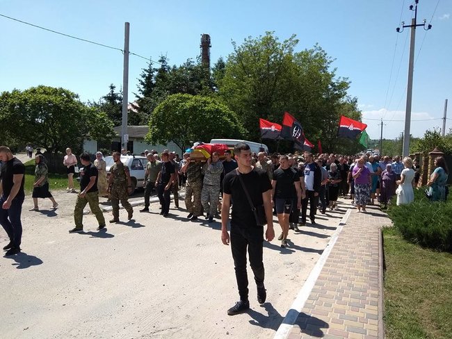 Добровольця 1-ї ОШР ДУК ПС Маряна Корчака поховали на Львівщині 02 Добровольця 1-ї ОШР ДУК ПС Маряна Корчака поховали на Львівщині 02