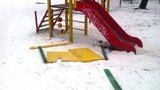В Одессе вандалы изуродовали детскую площадку. ФОТО