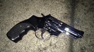 На різдвяному ярмарку у Львові стріляли, поранено охоронця