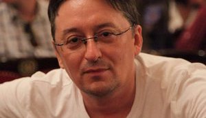 Відомому журналісту Олегу Вергелісу, госпіталізованому у важкому стані 6 травня, потрібна допомога на реабілітацію