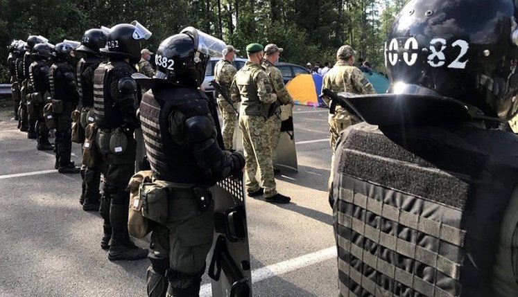 Кабмин закрыл пункт пропуска на границе с Беларусью из-за хасидов
