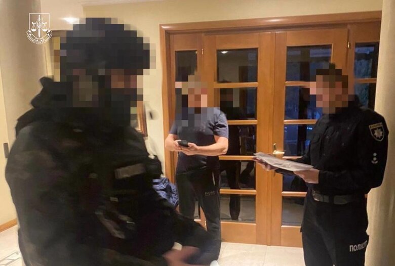 Розкраданні на закупівлі одягу для ЗСУ