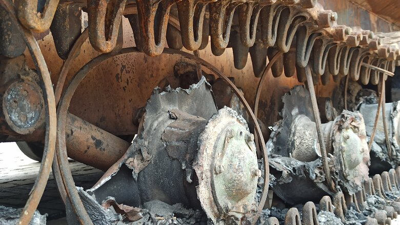 Танк, БМД та Тигр: В центрі Києва відкрилась виставка демілітаризованої техніки російських окупантів 34