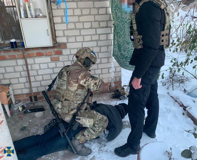 В Харькове блокировано подпольное изготовление боевых пистолетов, - СБУ 01