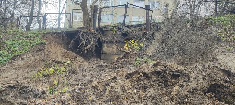 Зсув на Печерському узвозі