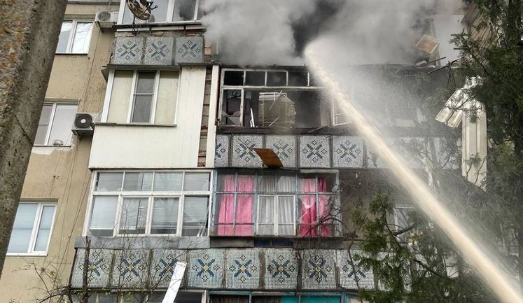 Взрыв газа в многоэтажке в Одесской области: двое раненых, мужчина в тяжелом состоянии. ФОТОРЕПОРТАЖ