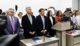 Суд оставил в силе санкции против Порошенко: экс-президент заявил о давлении на судей