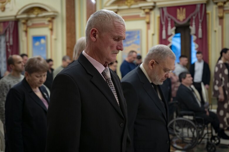 Зеленський відзначив енергетиків державними нагородами до професійного свята