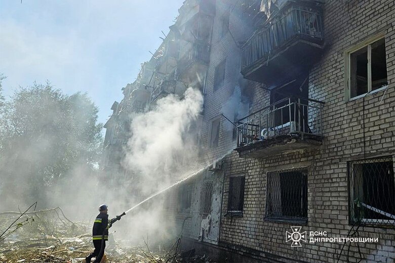 Наслідки обстрілу Павлограда військами РФ 6 вересня