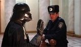 В Одессе гражданин Украины Дарт Вейдер пришел к Костусеву за своими 10 сотками земли. ФОТОрепортаж