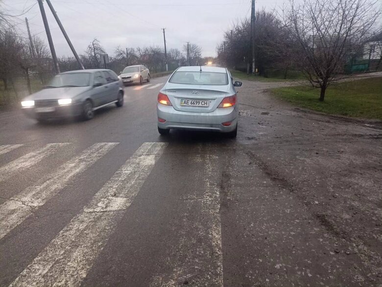 9-летняя девочка погибла на переходе под колесами автомобиля. Водитель пытается избежать ответственности 01