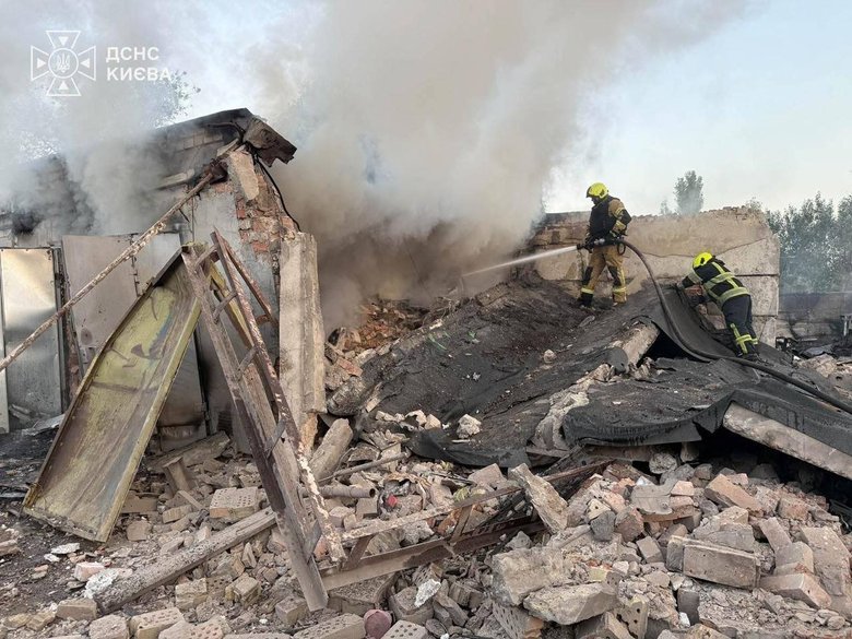 The aftermath of the strikes on Kyiv on 7 October