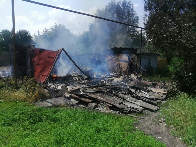 Протягом доби рашисти завдали 105 ударів по 22 містах і селах Запорізької області, вночі ворог атакував передмістя Запоріжжя, - ОВА 04
