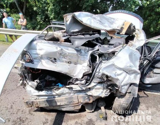 Внаслідок ДТП на Рівненщині загинуло двоє студентів-іноземців, - поліція 03