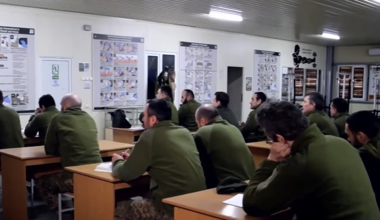 Навчання під час тривог: ЗМІ показали, як працює підземний навчальний хаб, збудований за проєктом "Метінвесту". ВIДЕО