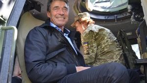 "Європа має й надалі займати тверду й однозначну позицію щодо підтримки України", - екс-генсек НАТО Расмуссен. ФОТОрепортаж