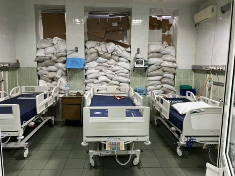 Ув’язнені з Британії полагодили візки і сказали: Так, ніхто в світі ніколи не дізнається, що ми це зробили, але навіть люди у в’язниці розуміють, де добро, а де зло. І ми раді чимсь допомогти Україні. Як латвійсько-шведська платформа допомагає українським лікарням 02